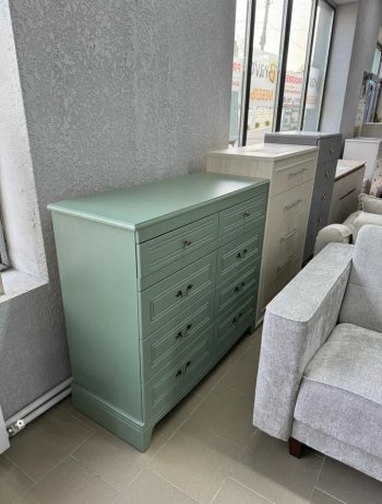 Комод 8 ящиков Лорето, зеленый самшит (БМ) в Серове - serov.mebel-e96.ru