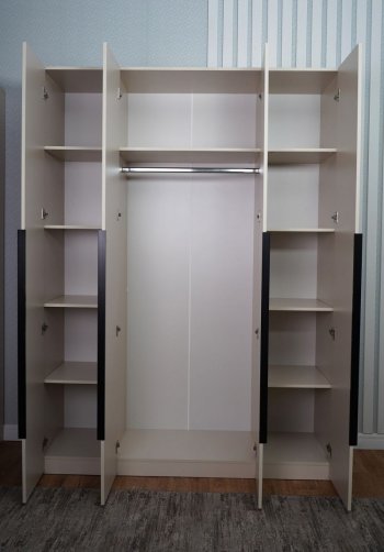 Шкаф 1600 мм Пальма, Сатин (ДСВ) в Серове - serov.mebel-e96.ru