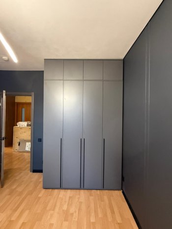 Шкаф 1600 мм 4-х створчатый Норд с антресолью графит (Миф) в Серове - serov.mebel-e96.ru